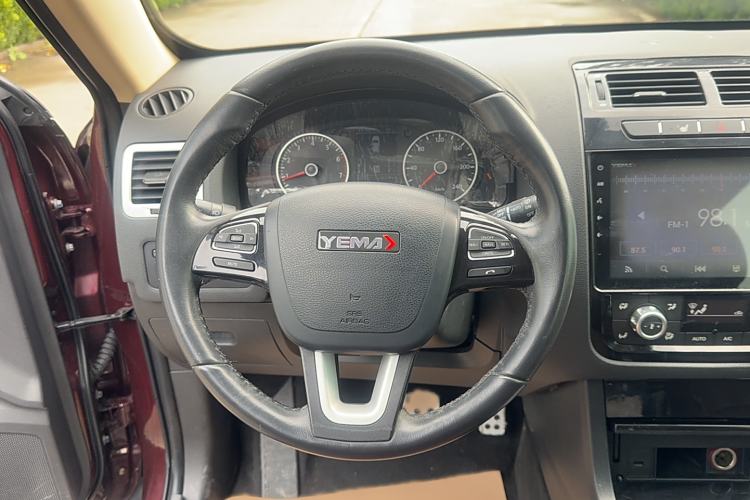 Used Yema T70 2016 Upgraded Model 1.8T CVT Flagship Edition Steering Wheel