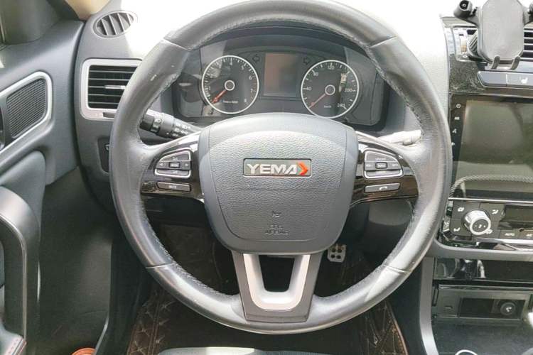 Used Yema T70 2016 1.8T CVT Smart 7-Seater Steering Wheel