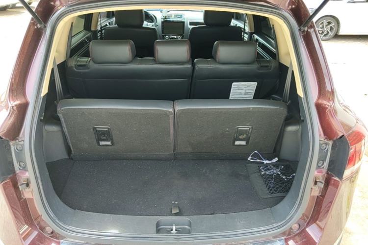 Used Yema T70 2016 1.8T CVT Smart 7-Seater Trunk
