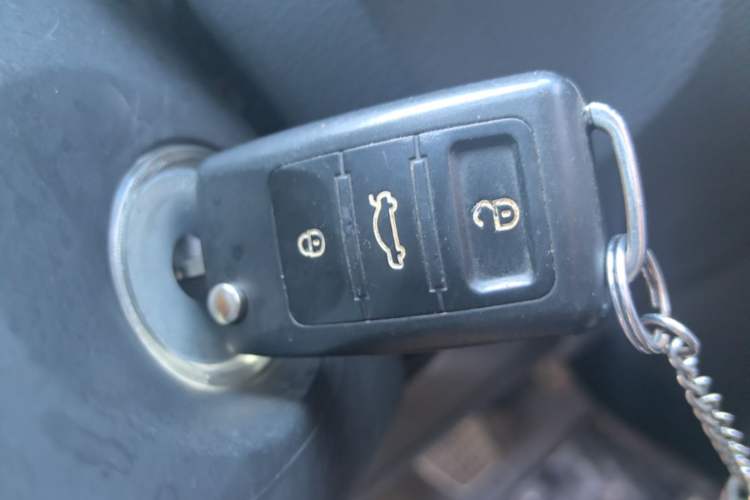 Used Yema T70 2016 Upgraded Model 1.8L Manual Comfort Version Vehicle Key