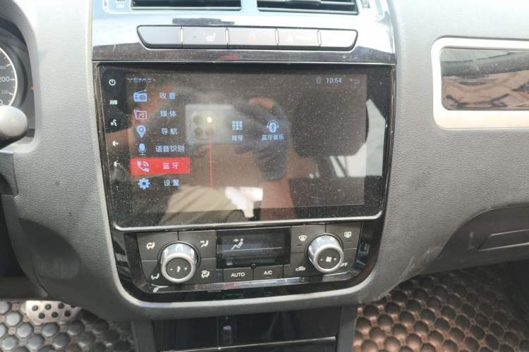 Used Yema T70 2016 Upgraded Model 1.8T CVT Flagship Edition Audio And AC Panel