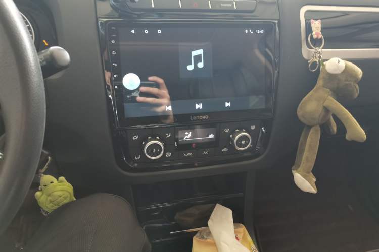 Used Yema T70 2016 Upgraded Model 1.8L Manual Elite Version Audio And AC Panel