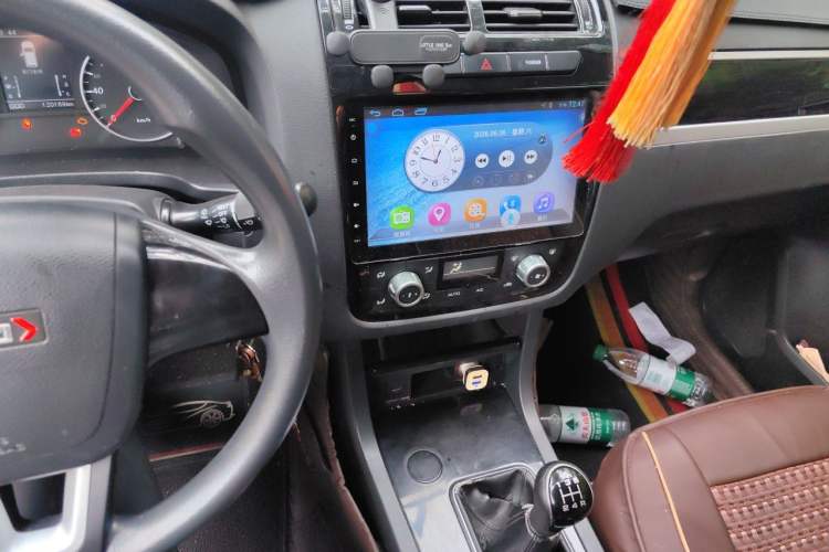 Used Yema T70 2016 Upgraded Model 1.8L Manual Comfort Version Audio And AC Panel