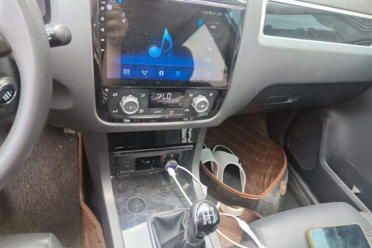 Used Yema T70 2016 1.8L Manual Elite Version Audio And AC Panel