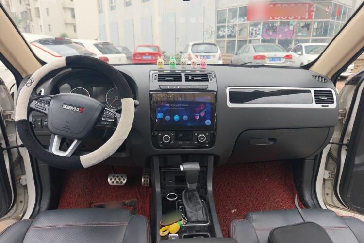 Used Yema T70 2016 1.8T CVT Elegant Model Center Console