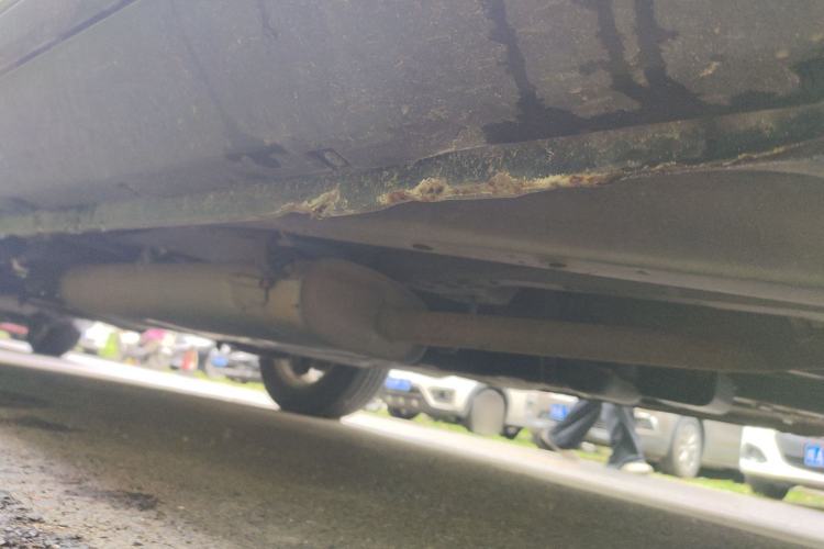 Used Yema T70 2016 1.8T CVT Elegant Model Chassis Front Right