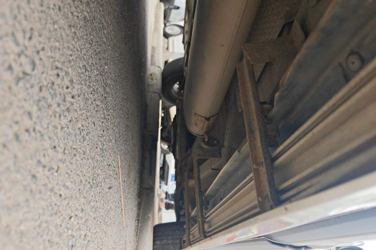 Used Yema T70 2016 1.8T CVT Elegant Model Chassis Rear Right