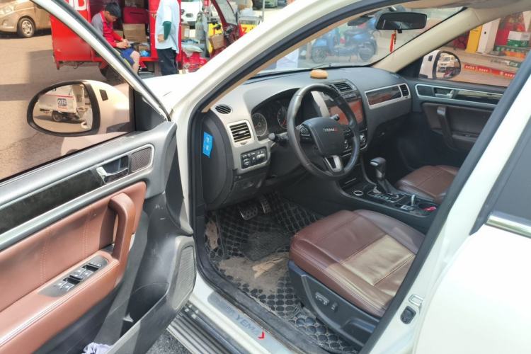Used Yema T70 2016 Upgraded Model 1.8T CVT Flagship Edition Driver Seat