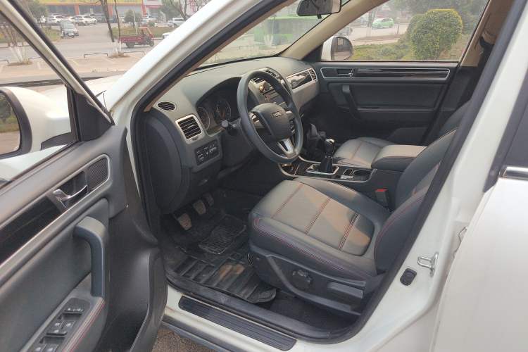 Used Yema T70 2016 1.8L Manual Comfort Model Driver Seat