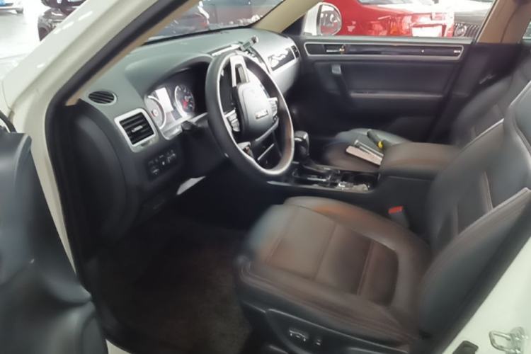 Used Yema T70 2016 1.8T CVT Elegant Model Driver Seat