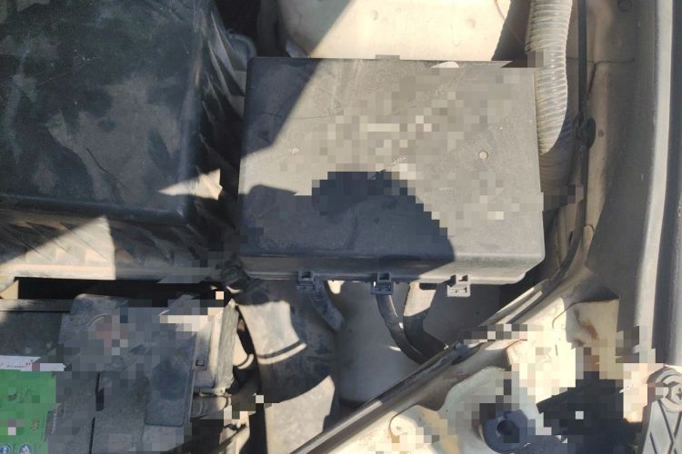 Used Yema T70  Engine Bay Left