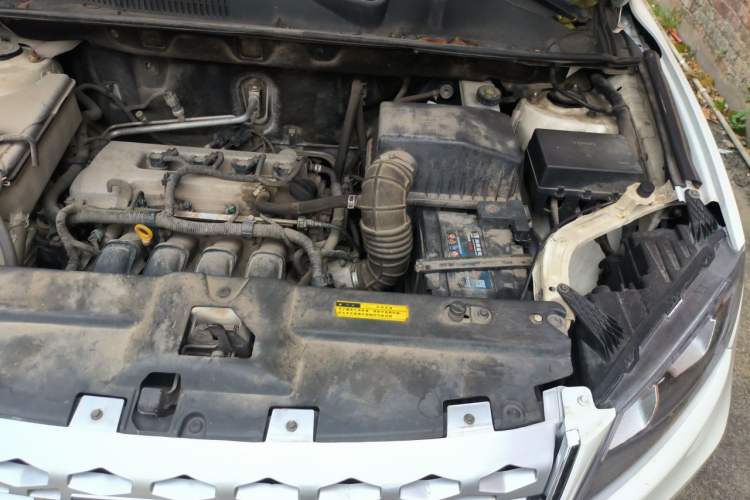 Used Yema T70 2016 Upgraded Model 1.8L Manual Comfort Version Engine Bay Left