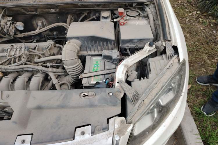 Used Yema T70 2016 Upgraded Model 1.8L Manual Comfort Version Engine Bay Left