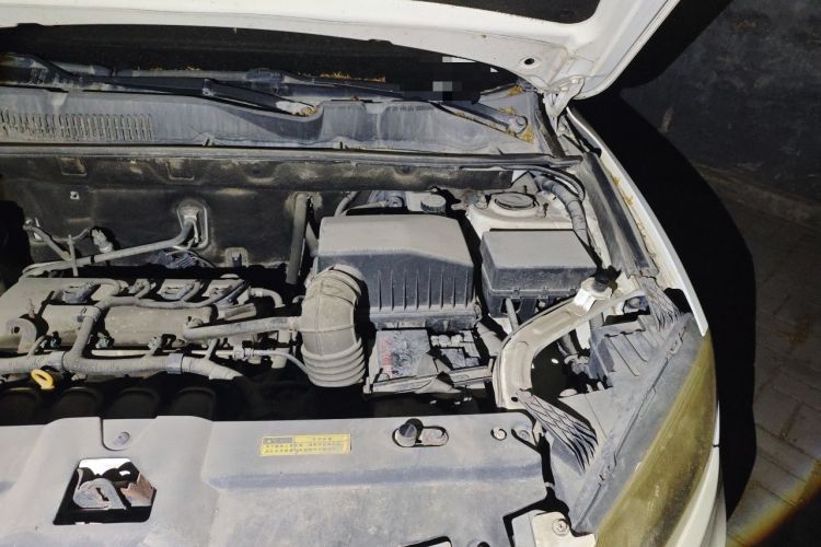 Used Yema T70 2016 Upgraded Model 1.8L Manual Elite Version Engine Bay Left
