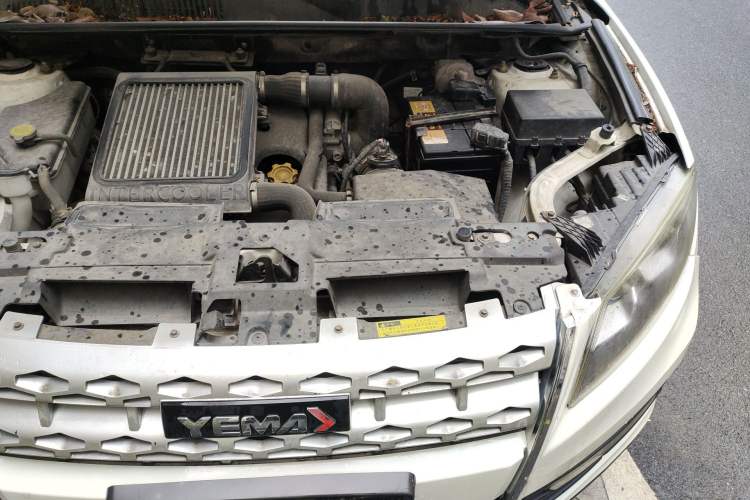 Used Yema T70 2016 1.8T CVT Elegant Model Engine Bay Left