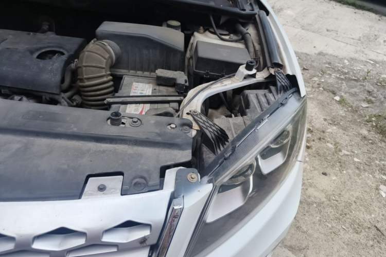 Used Yema T70 2016 1.8L Manual Elite Version Engine Bay Left