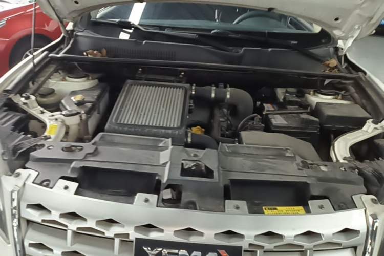 Used Yema T70 2016 1.8T CVT Elegant Model Engine Bay