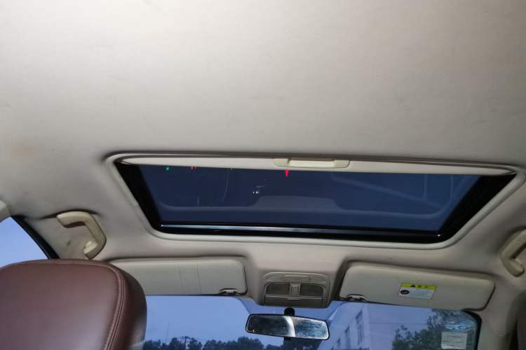 Used Yema T70 2016 Upgraded Model 1.8L Manual Elite Version Headliner