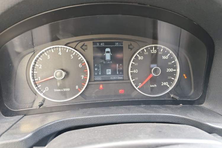 Used Yema T70 2016 Upgraded Model 1.8T CVT Flagship Edition Instrument Cluster
