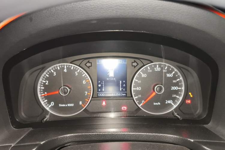 Used Yema T70 2016 Upgraded Model 1.5T Manual Luxury Version Instrument Cluster