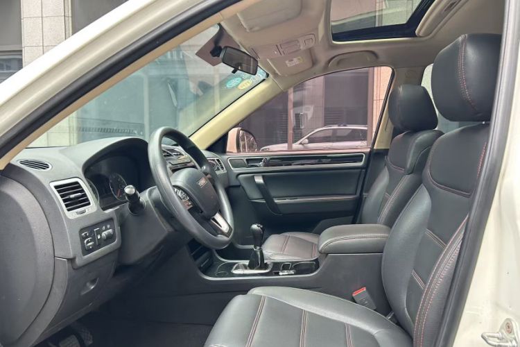 Used Yema T70 2016 Upgraded Model 1.8L Manual Elite Version Interior 1
