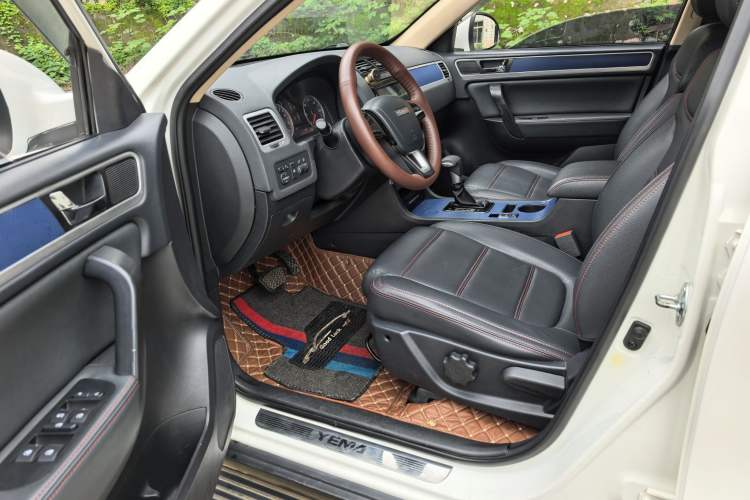 Used Yema T70 2016 1.8T CVT Ambition Model Interior 2