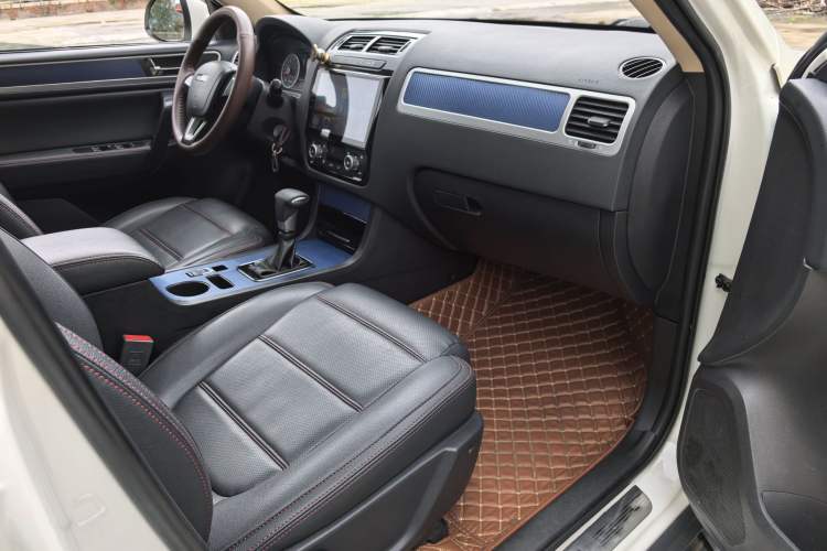Used Yema T70 2016 1.8T CVT Ambition Model Interior 7