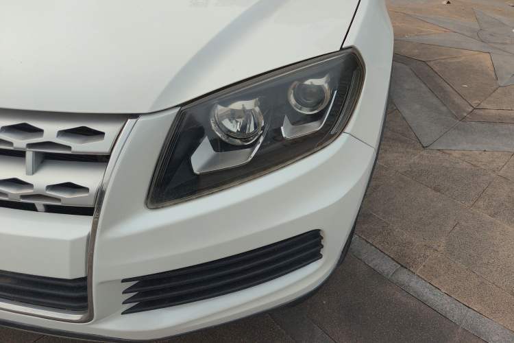 Used Yema T70 2016 1.8L Manual Comfort Model Left Front Headlight