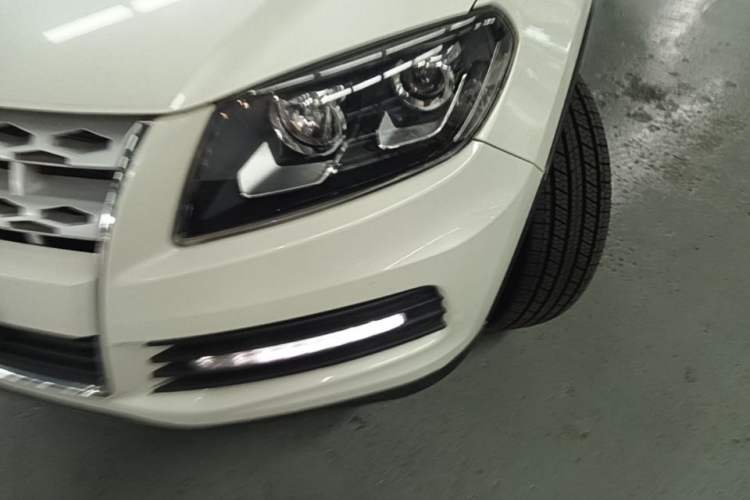 Used Yema T70 2016 1.8T CVT Elegant Model Left Front Headlight