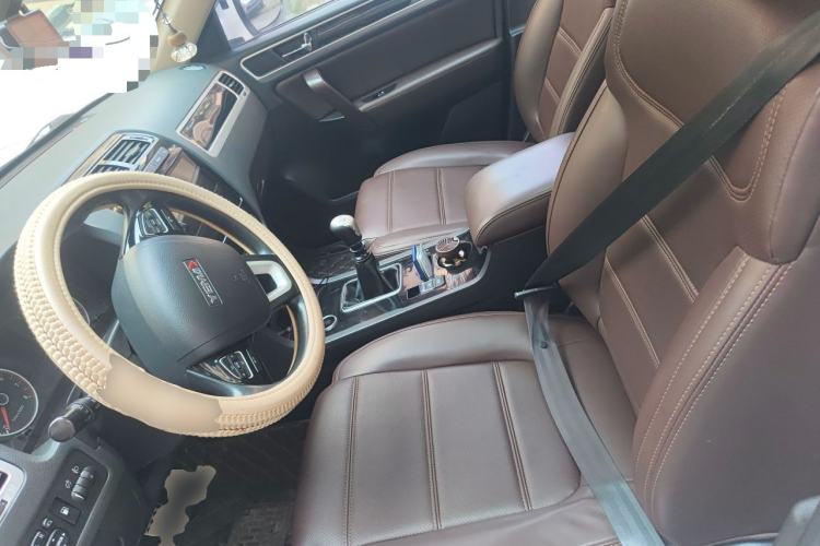 Used Yema T70 2016 Upgraded Model 1.5T Manual Luxury Version Left Front Seat