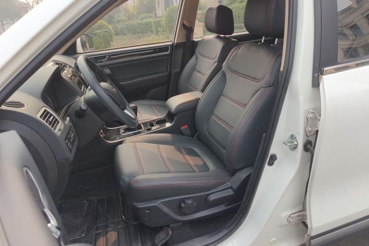 Used Yema T70 2016 1.8L Manual Comfort Model Left Front Seat