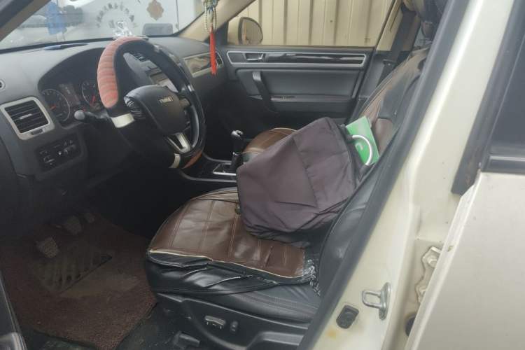 Used Yema T70 2016 1.8L Manual Elite Version Left Front Seat