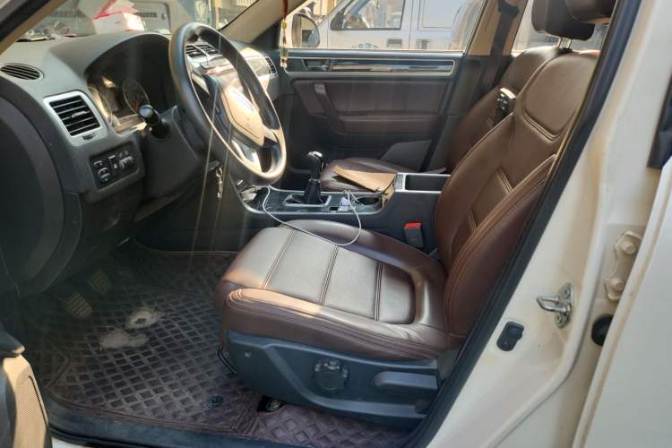 Used Yema T70 2016 Upgraded Model 1.8L Manual Comfort Version Left Front Seat