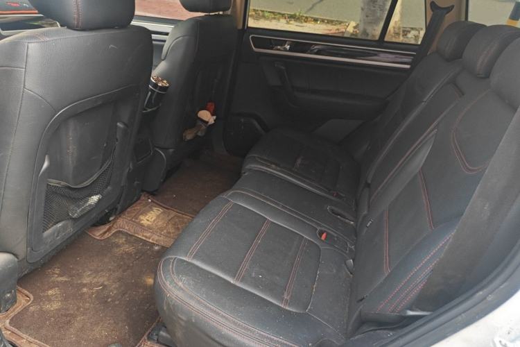 Used Yema T70 2016 1.8T CVT Elegant 7-Seater Left Rear Seat