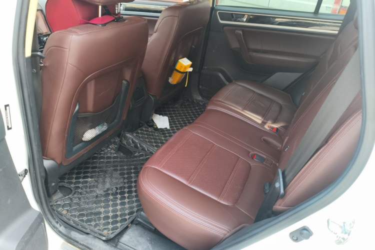 Used Yema T70 2016 Upgraded Model 1.8T CVT Flagship Edition Left Rear Seat