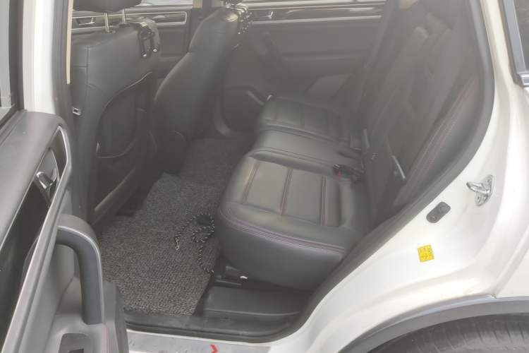 Used Yema T70 2016 1.8T CVT Elegant Model Left Rear Seat