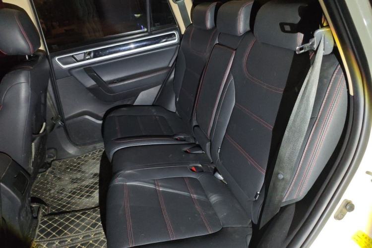 Used Yema T70 2016 Upgraded Model 1.8L Manual Elite Version Left Rear Seat