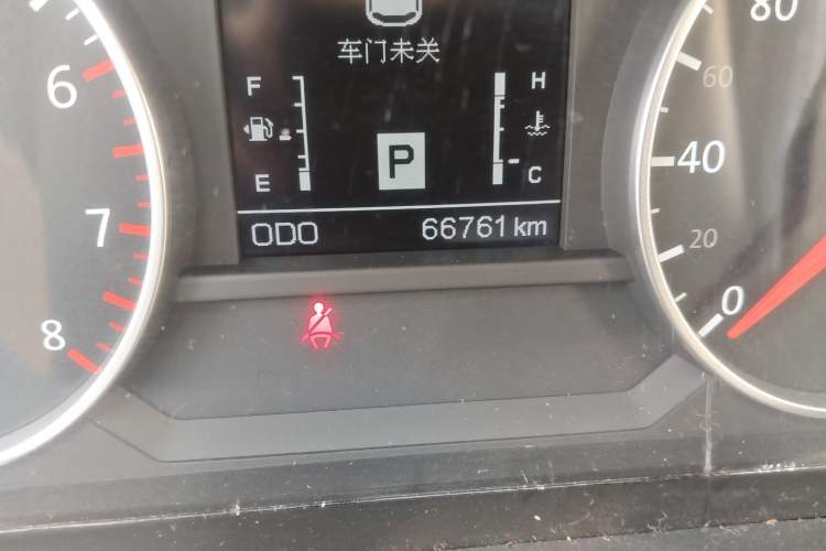 Used Yema T70 2016 1.8T CVT Elegant Model Odometer Close Up