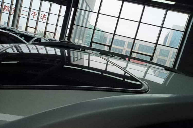 Used Yema T70 2016 1.8T CVT Elegant Model Roof
