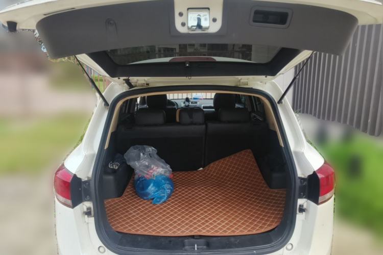 Used Yema T70 2016 1.8L Manual Elite Version Trunk
