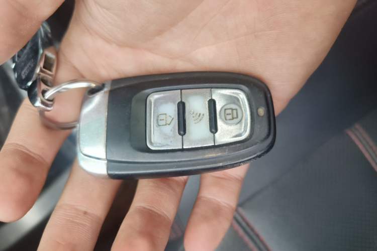 Used Yema T70 2016 1.8L Manual Elite Version Vehicle Key
