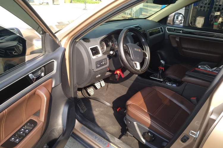 Used Yema T70 2016 Upgraded Model 1.5T Manual Leading Version Driver Seat