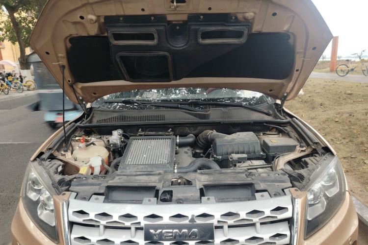 Used Yema T70 2016 Upgraded Model 1.5T Manual Luxury Version Engine Bay