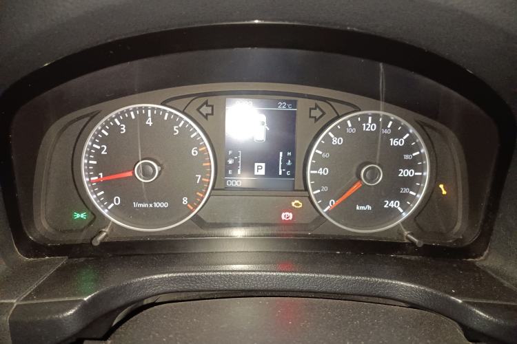 Used Yema T70 2016 Upgraded Model 1.8T CVT Flagship Edition Instrument Cluster