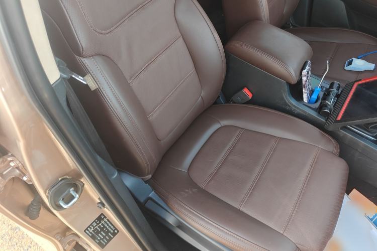 Used Yema T70 2016 Upgraded Model 1.8T CVT Flagship Edition Right Front Seat