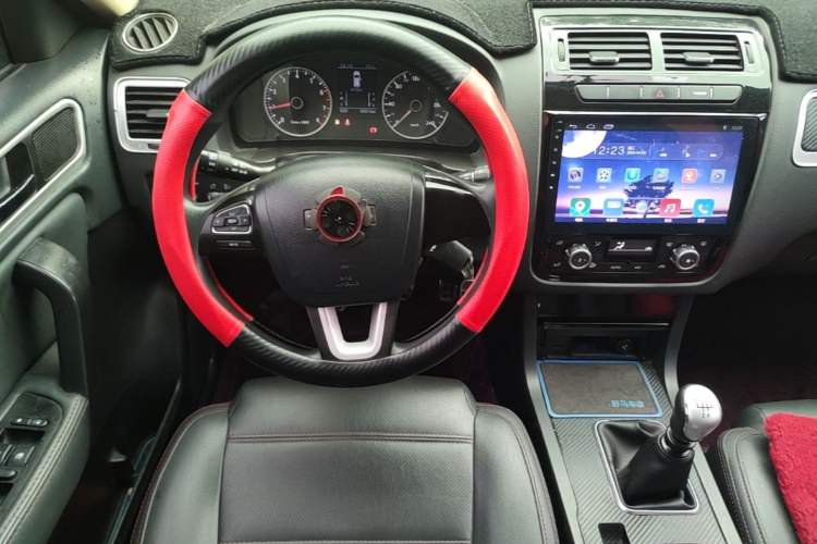 Used Yema T70 2016 Upgraded Model 1.5T Manual Leading Version Steering Wheel