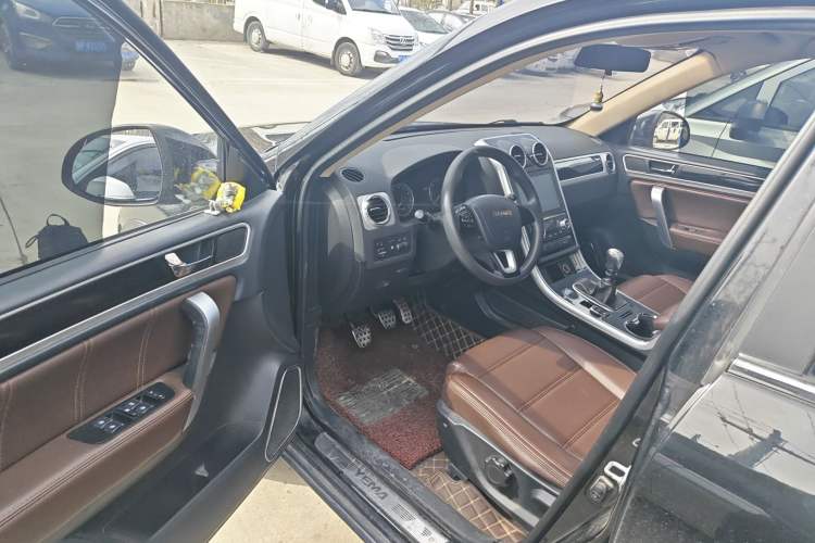 Used Yema T70 2017 T70S Sport Edition 1.5T Manual Leading Model Driver Seat