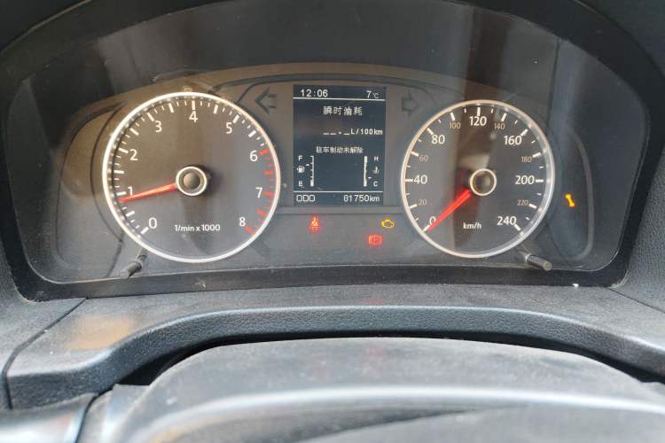 Used Yema T70 2017 T70S Sport Edition 1.5T Manual Leading Model Odometer Close Up