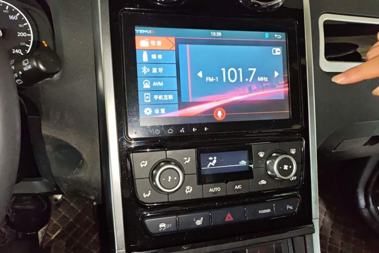 Used Yema T70 2017 T70S Sport Edition 1.8T CVT Flagship Model Audio And AC Panel
