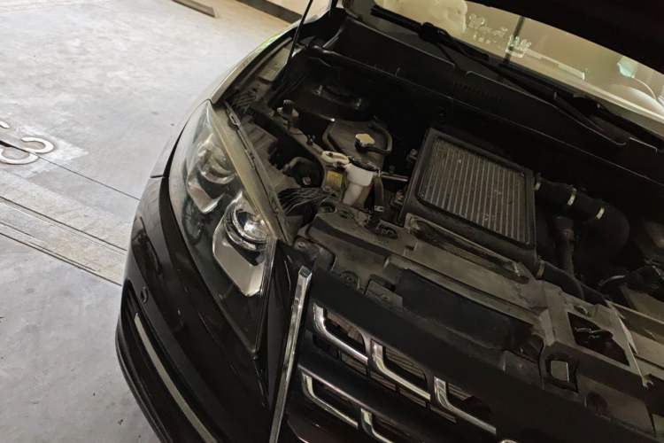 Used Yema T70 2017 T70S Sport Edition 1.8T CVT Flagship Model Engine Bay Right